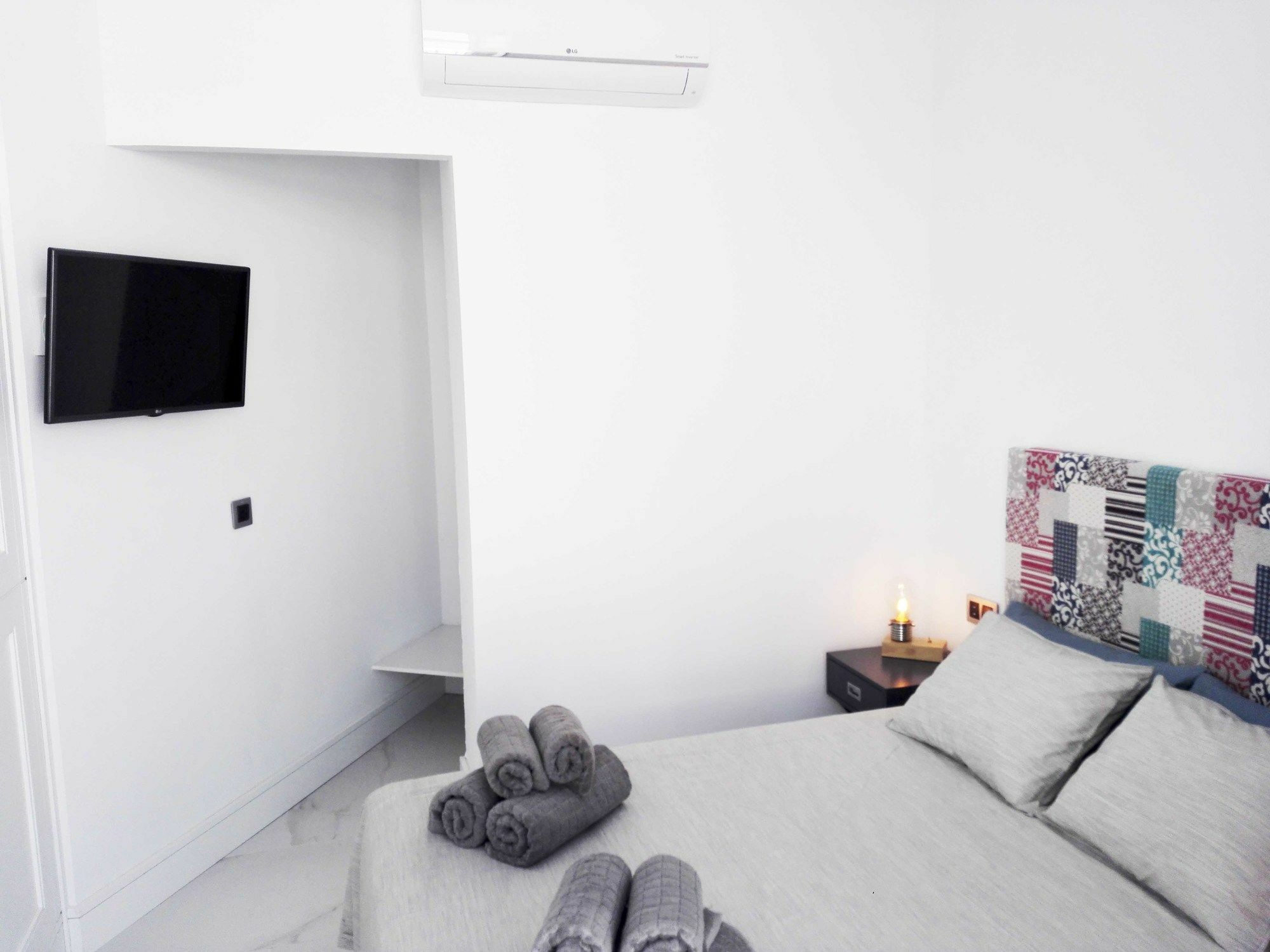 Apartamentos Adriano Sevilha Exterior foto